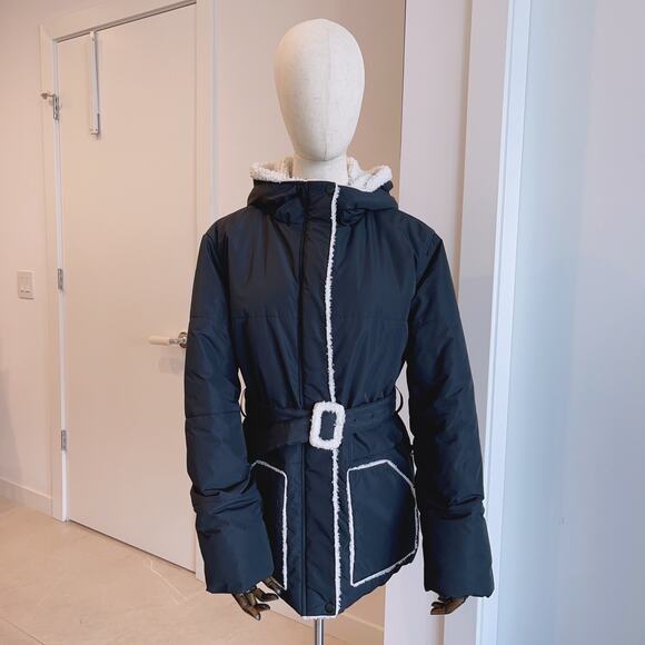 Missguided Black MSGD Ski Puffer Jacket with Mittens - Picture 1 of 8